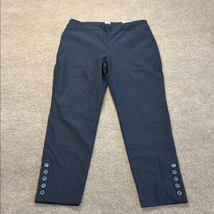 Chicos Women’s Black Striped So Slimming Brigitte Slim Leg Pants NWT 8r us 1r ch